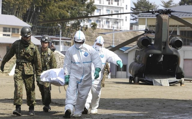 Nhân viên Lực lượng Phòng vệ Nhật Bản đến Philippines cứu hộ